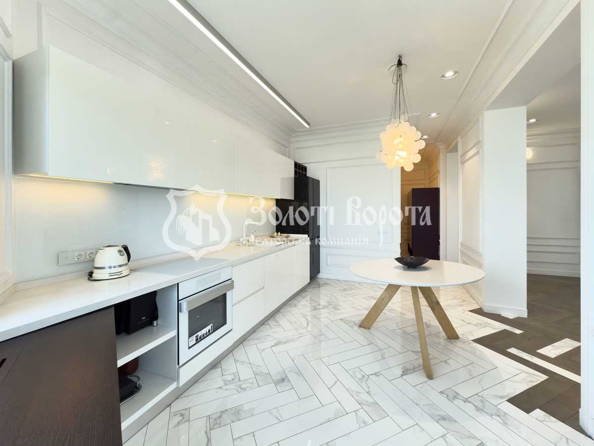 Продаж 2-кімнатної квартири 85 м², Генерала Шаповала вул., 2А