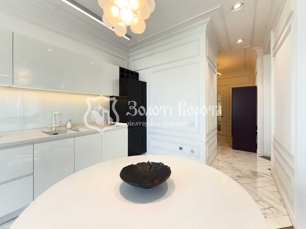 Продаж 2-кімнатної квартири 85 м², Генерала Шаповала вул., 2А