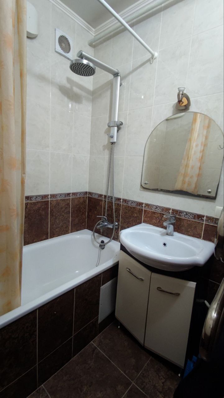 Продаж 1-кімнатної квартири 40.8 м², Градинська вул., 10А