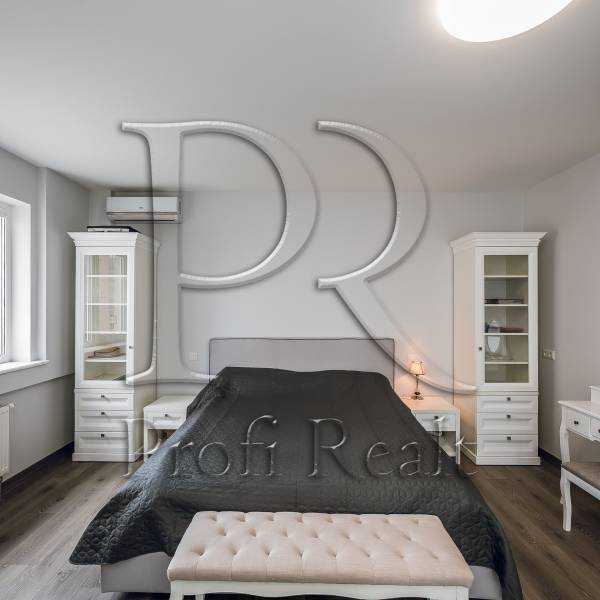 Продажа 2-комнатной квартиры 90 м², Метрологическая ул., 13