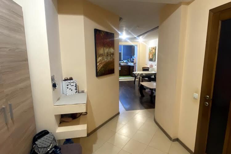 Продажа 1-комнатной квартиры 50 м², Генерала Вишневского пер.