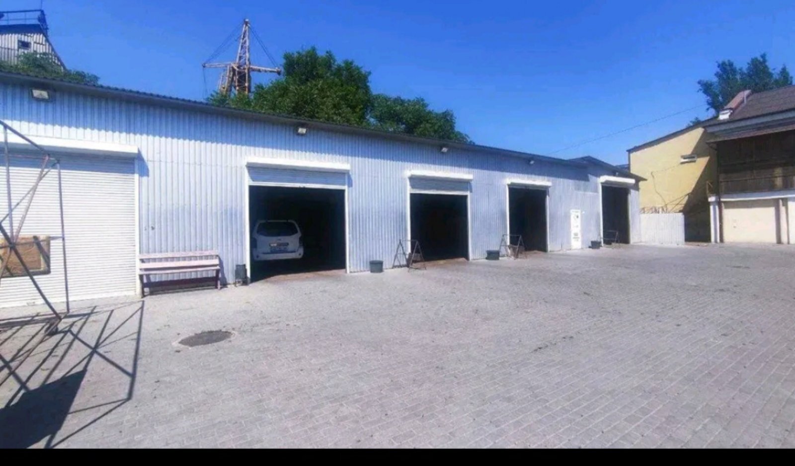 Продаж комерції 1180 м², Столбовая вул.