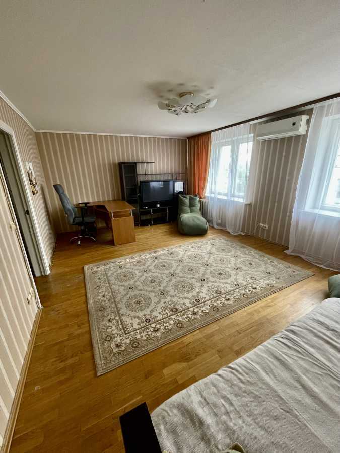 Аренда 2-комнатной квартиры 63 м², Маршала Тимошенко ул., 2/4