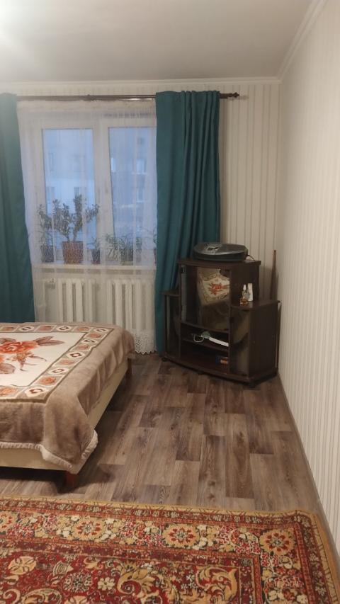 Продаж 1-кімнатної квартири 34 м², Грушевского Михаила вул.