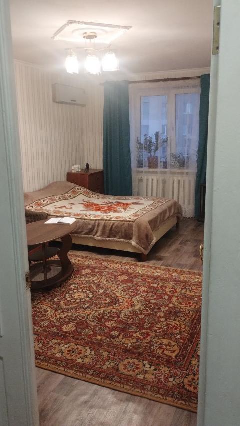 Продаж 1-кімнатної квартири 34 м², Грушевского Михаила вул.
