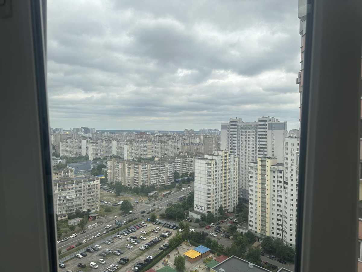Аренда 1-комнатной квартиры 50 м², Михаила Донца ул., Драгоманова, 6/1