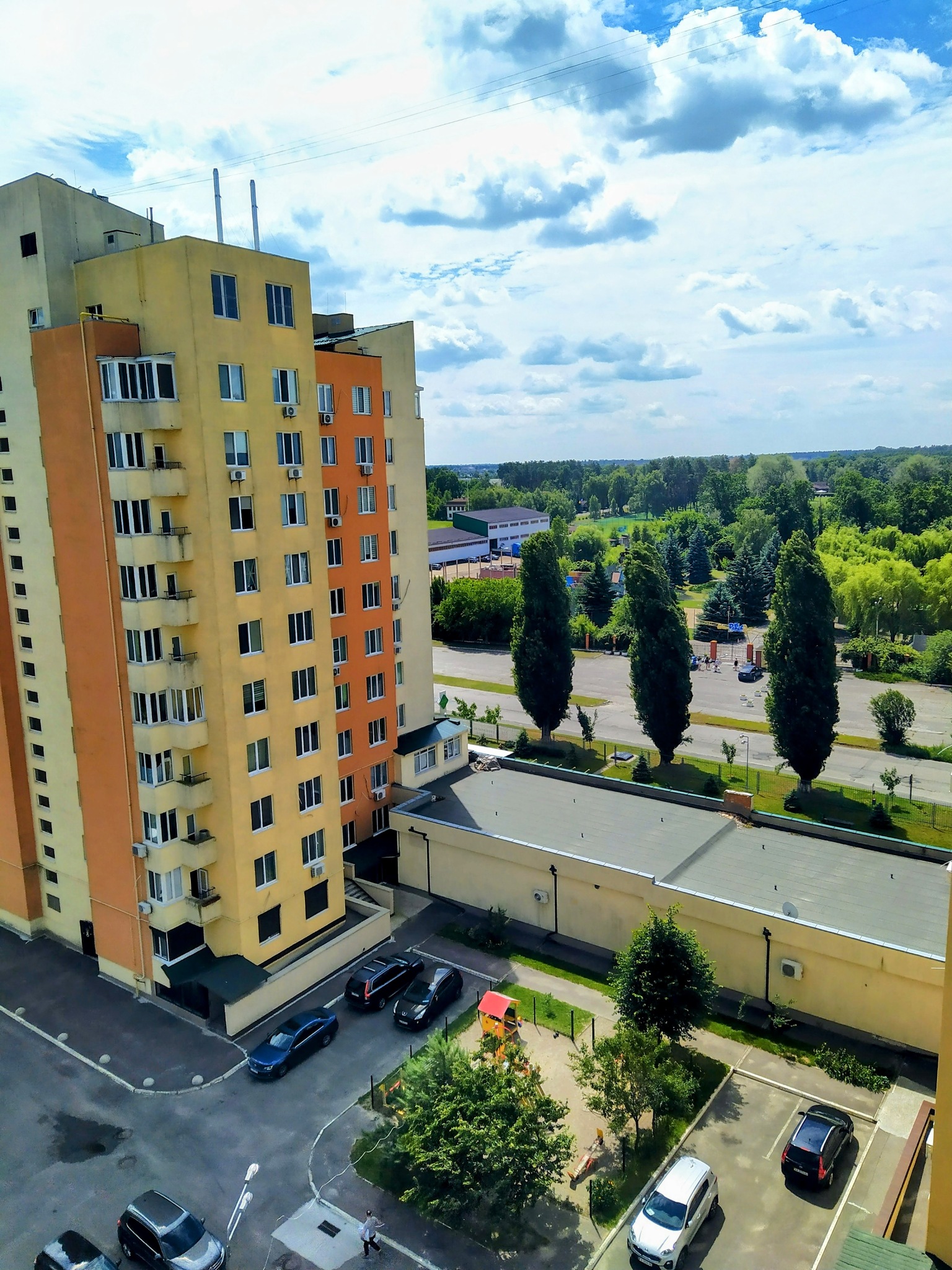 Продаж 1-кімнатної квартири 43 м²