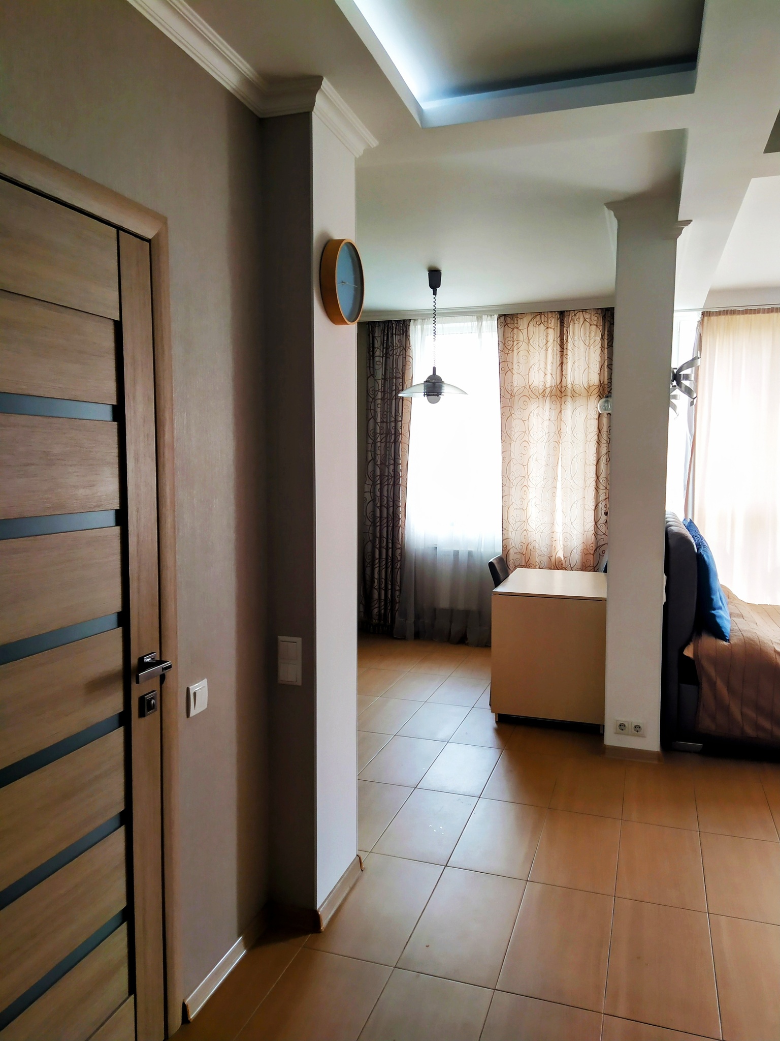 Продаж 1-кімнатної квартири 43 м²