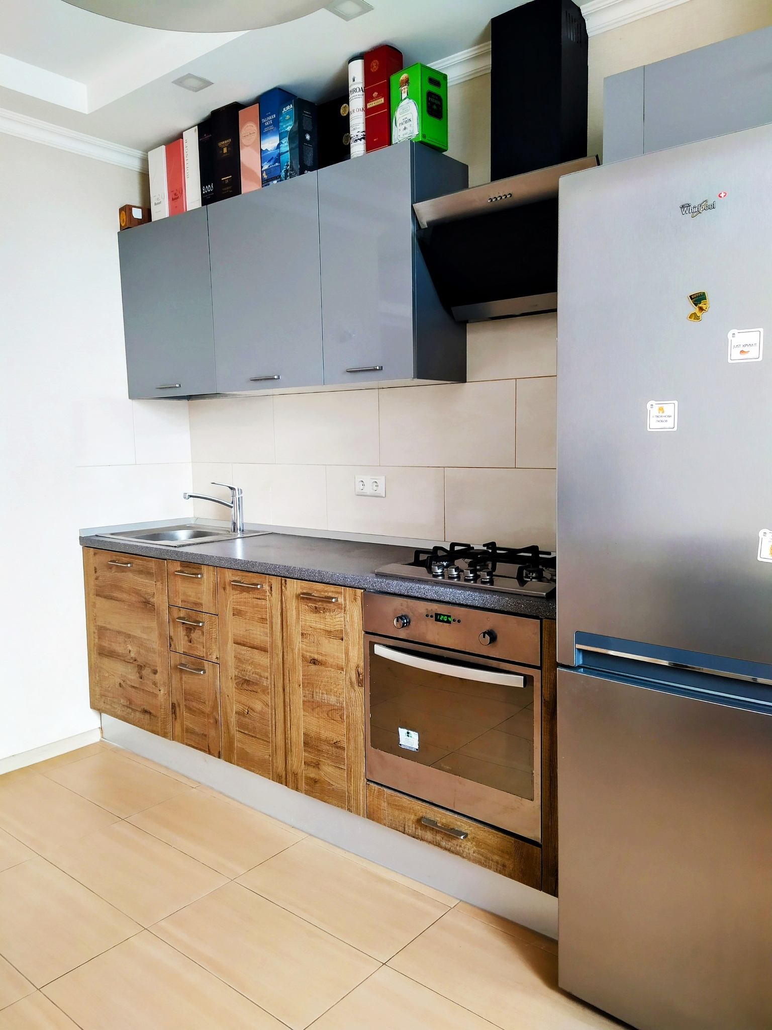 Продаж 1-кімнатної квартири 43 м²