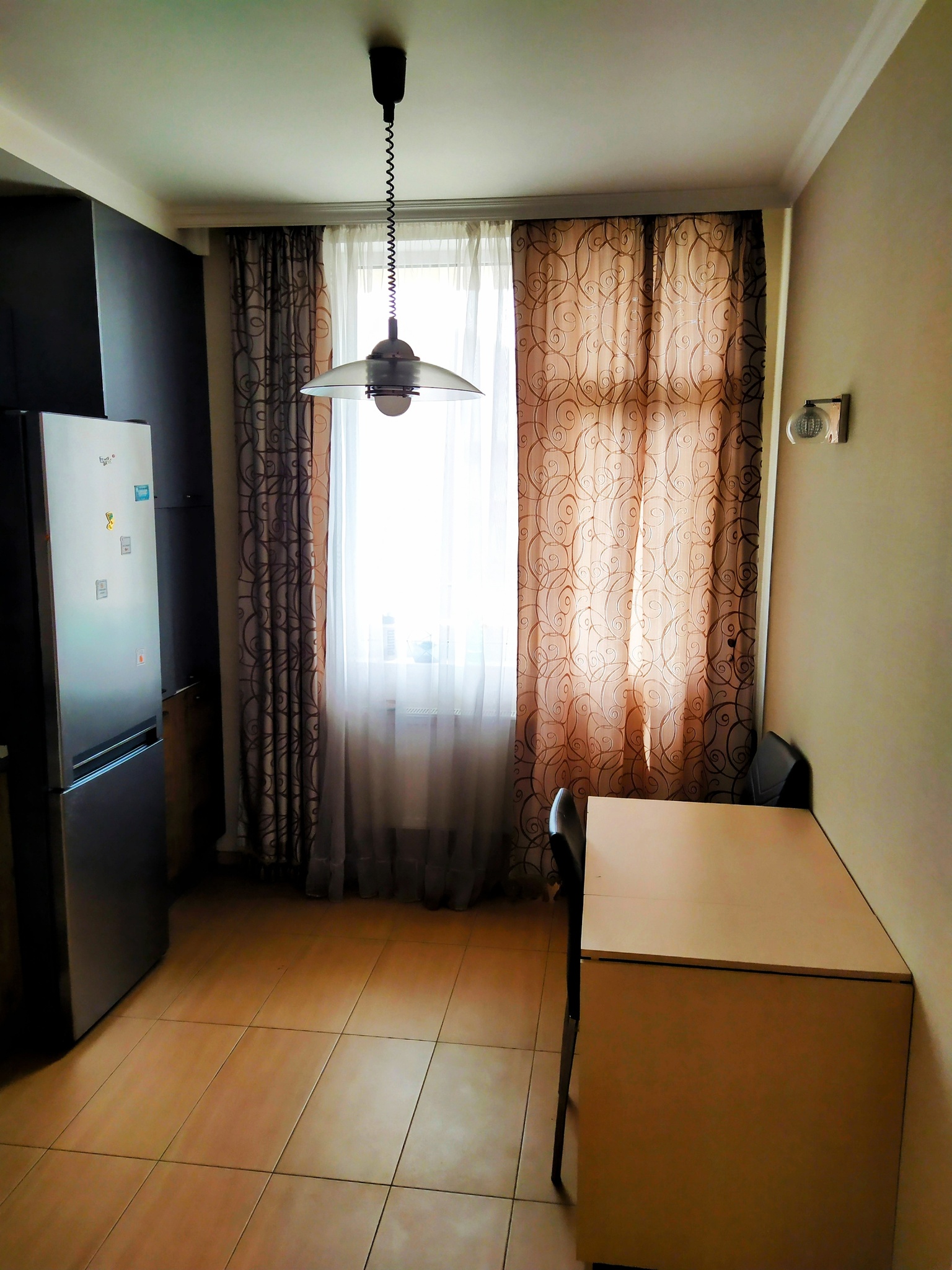 Продаж 1-кімнатної квартири 43 м²