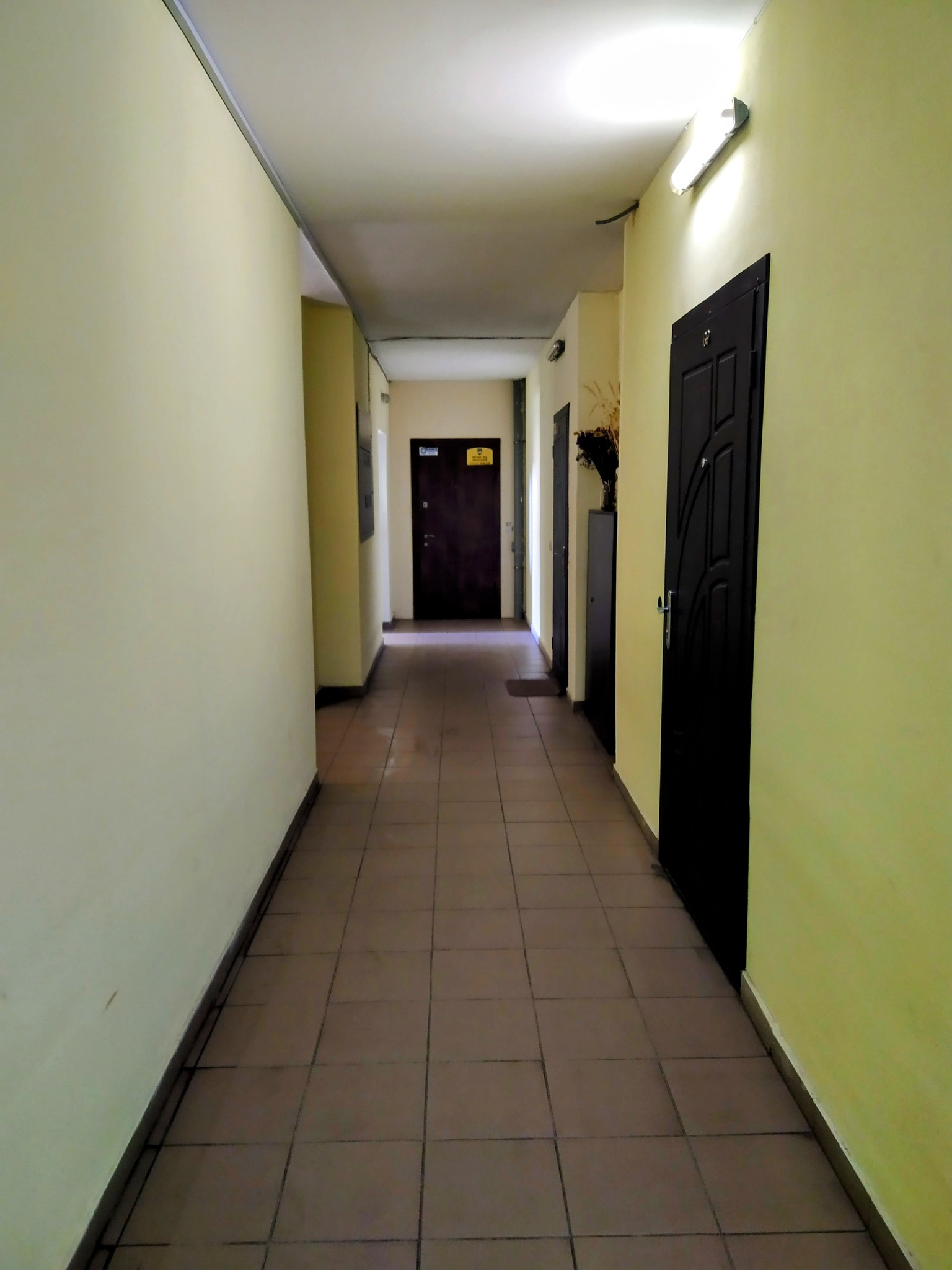 Продаж 1-кімнатної квартири 43 м²
