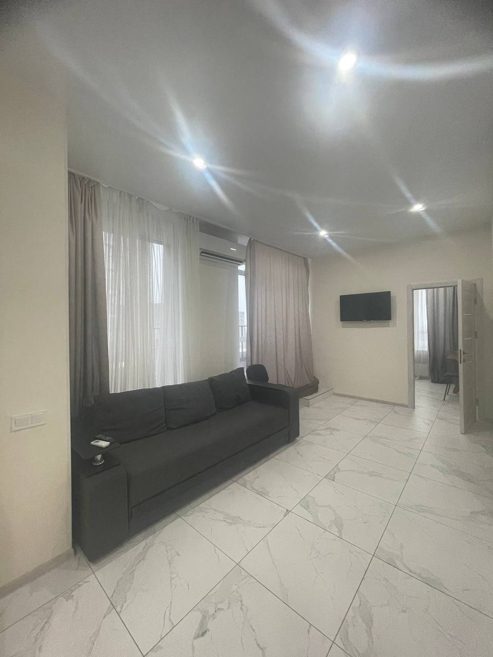 Аренда 3-комнатной квартиры 76 м², Звездный бул.