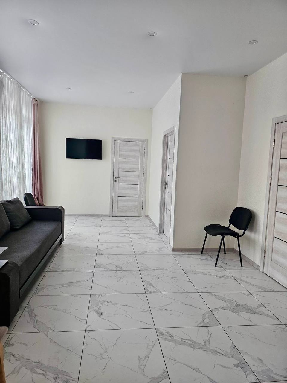 Аренда 3-комнатной квартиры 76 м², Звездный бул.