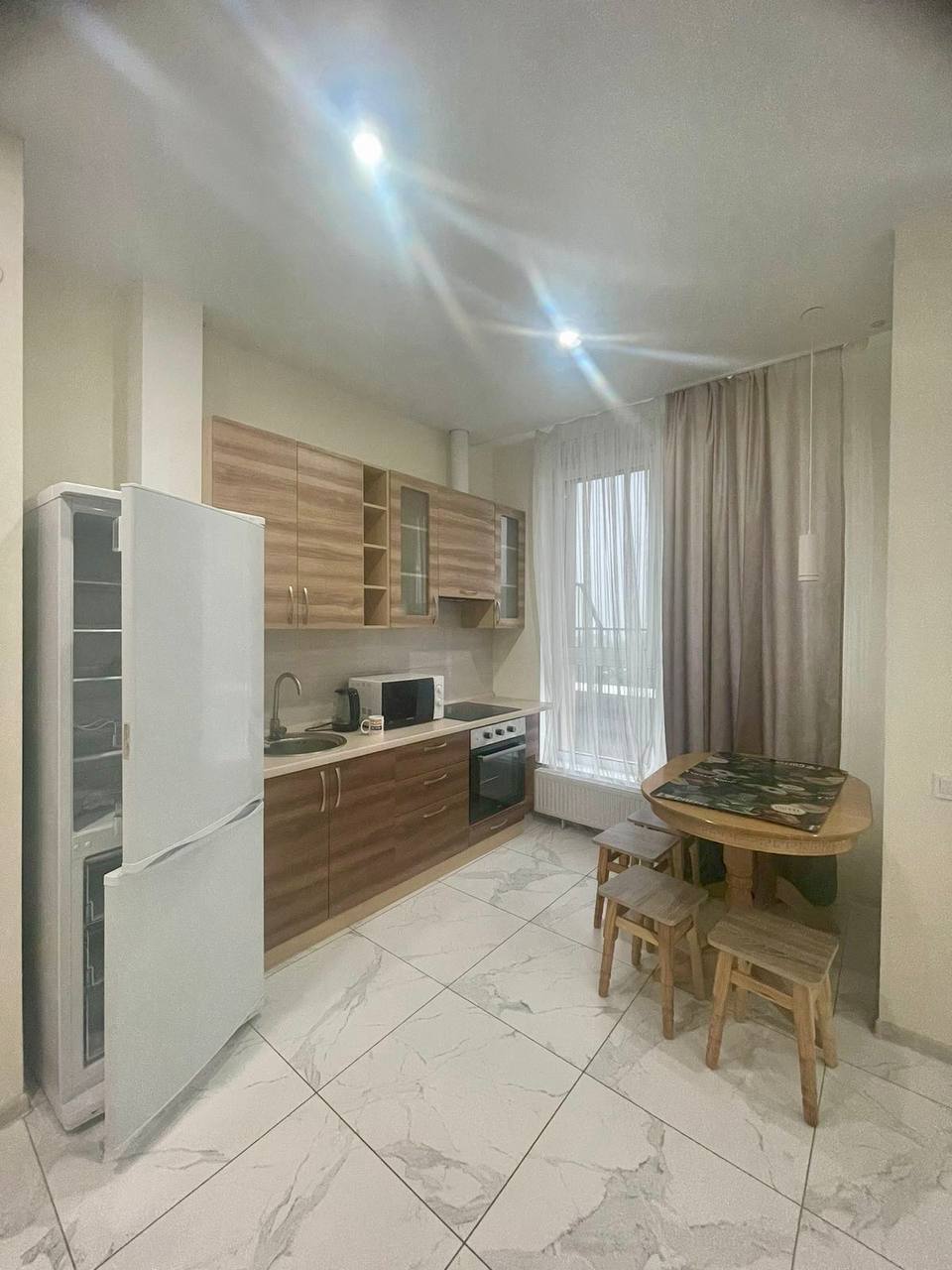 Аренда 3-комнатной квартиры 76 м², Звездный бул.