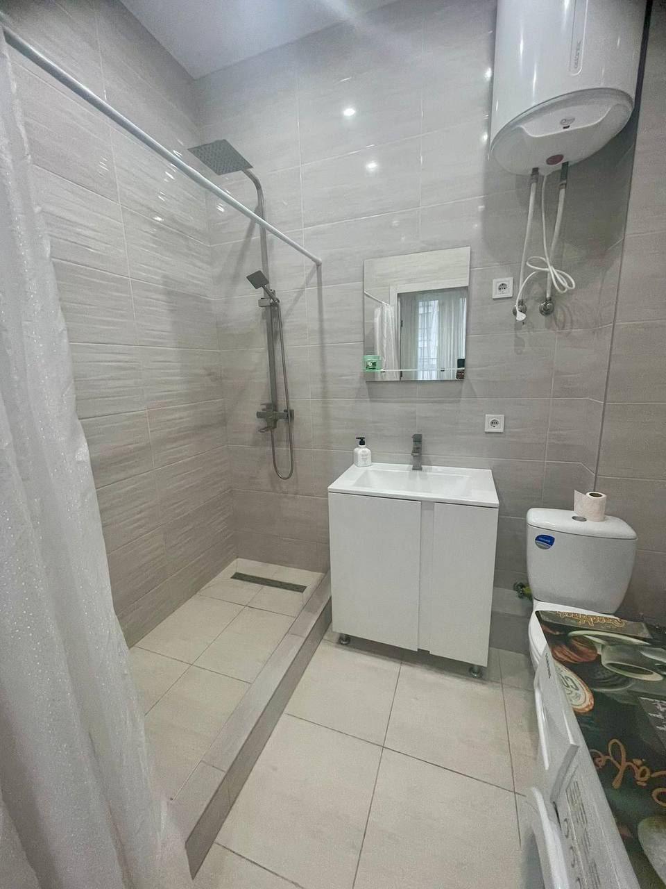 Аренда 3-комнатной квартиры 76 м², Звездный бул.