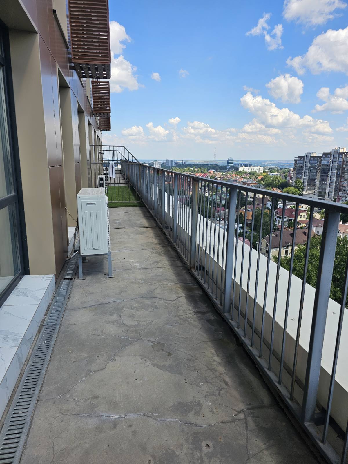 Аренда 3-комнатной квартиры 76 м², Звездный бул.