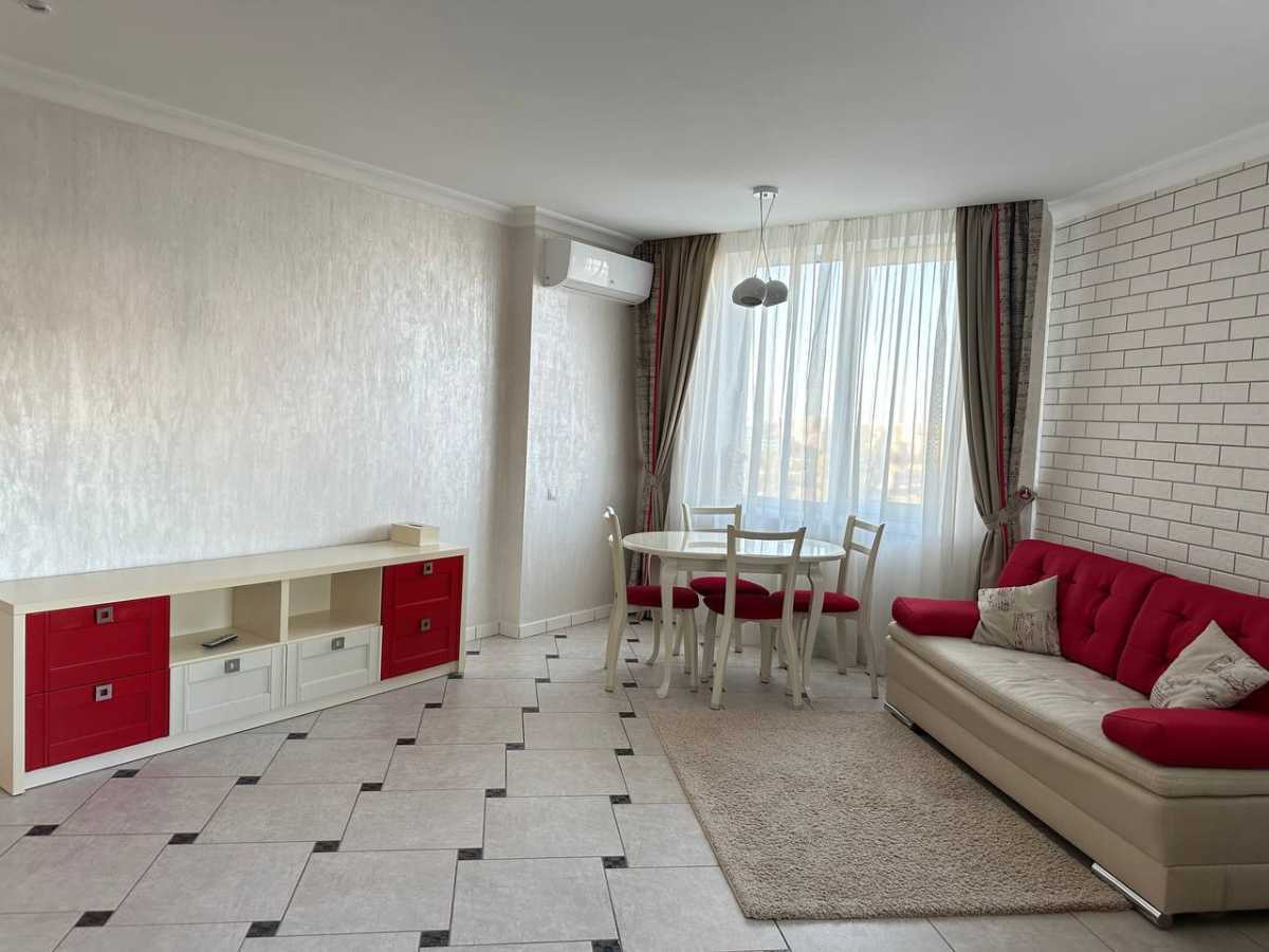 Продаж 3-кімнатної квартири 114.2 м², Коломиевский, 17/31а