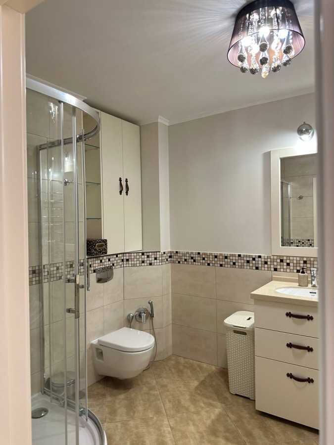 Продаж 3-кімнатної квартири 114.2 м², Коломиевский, 17/31а