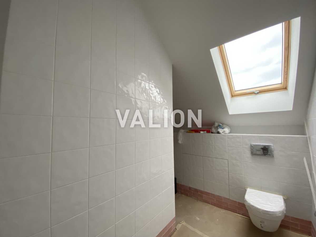 Продаж будинку 210 м², Юліанська