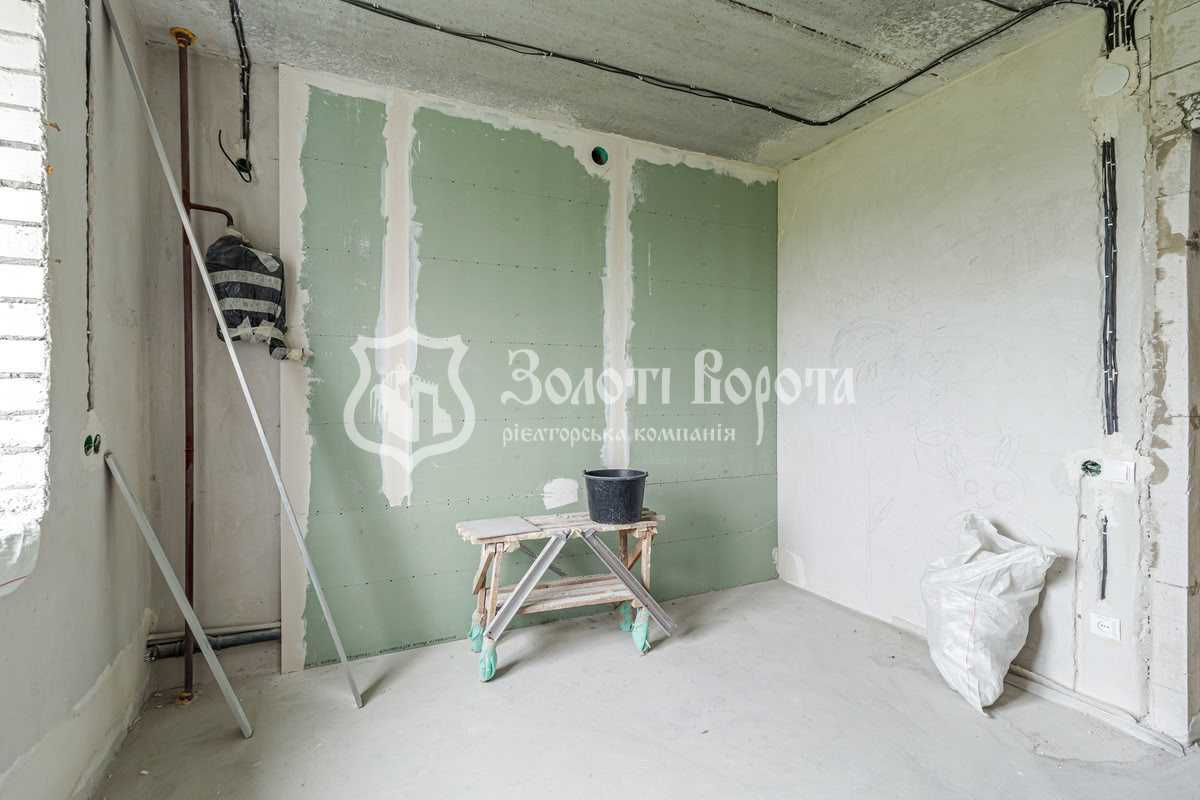 Продаж 1-кімнатної квартири 42 м², Машинобудівників вул., 14а