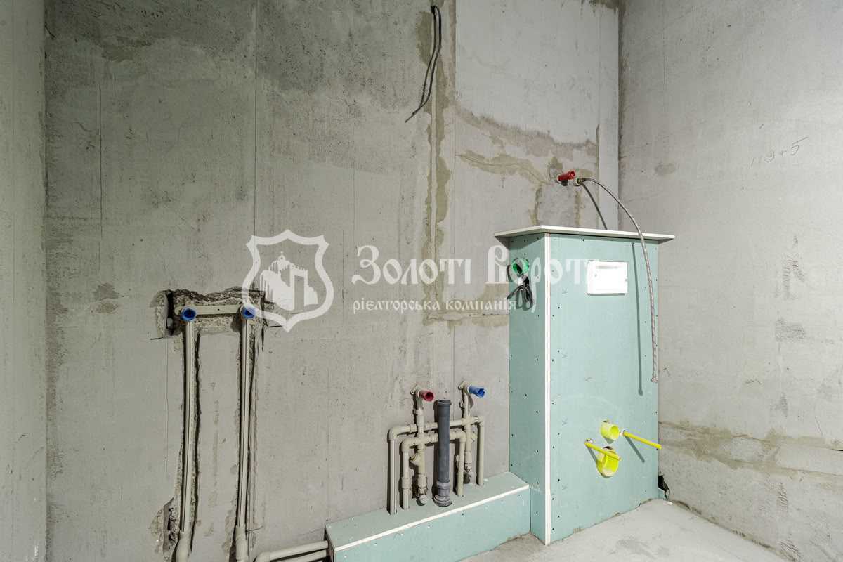 Продаж 1-кімнатної квартири 42 м², Машинобудівників вул., 14а