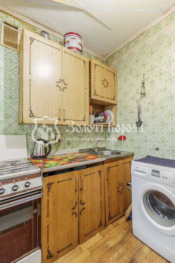 Продажа 3-комнатной квартиры 55 м², Ивана Улитина ул., Їжакевича, 7/10