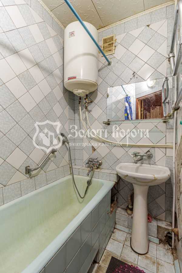 Продажа 3-комнатной квартиры 55 м², Ивана Улитина ул., Їжакевича, 7/10