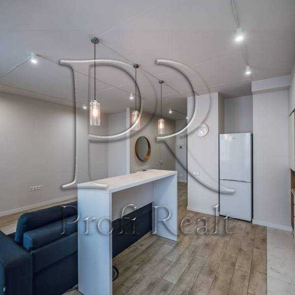 Продажа 3-комнатной квартиры 93 м², Першотравнева вулиця, 27