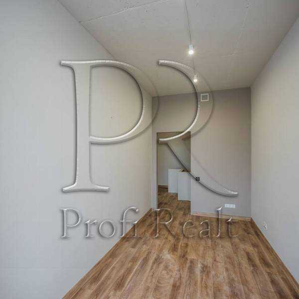 Продажа 3-комнатной квартиры 93 м², Першотравнева вулиця, 27