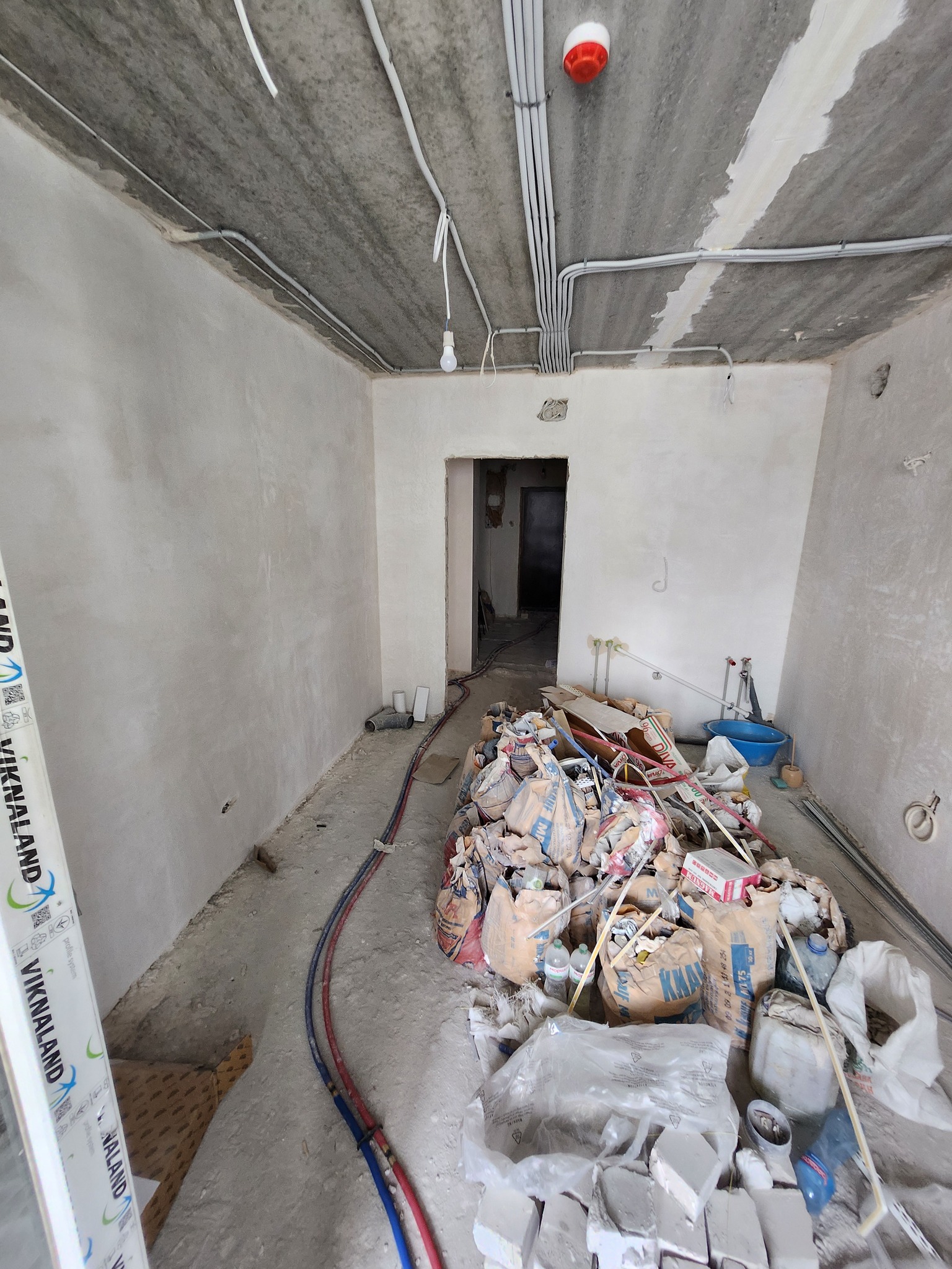 Продажа 2-комнатной квартиры 69 м², Заливная ул.