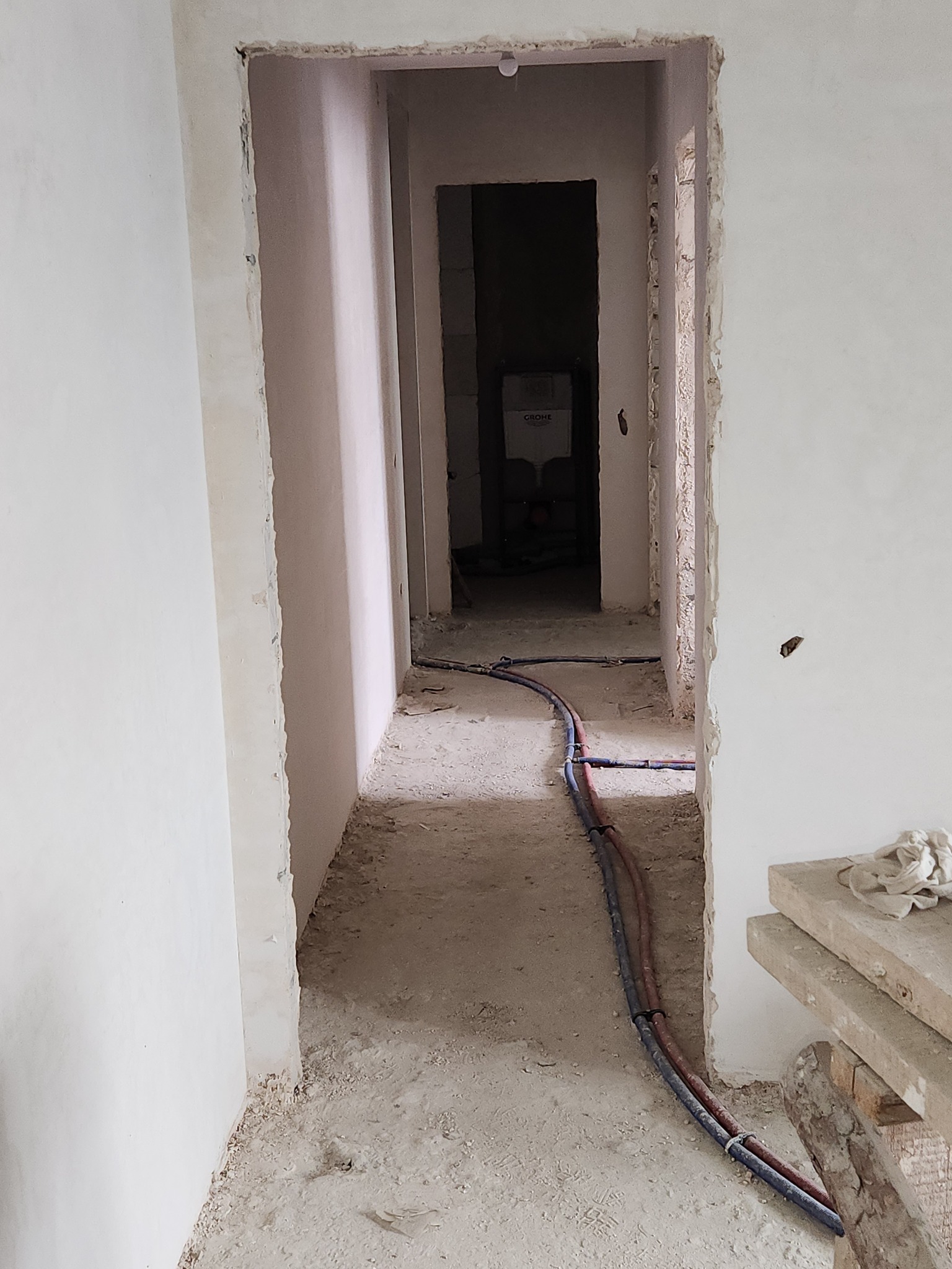Продажа 2-комнатной квартиры 69 м², Заливная ул.