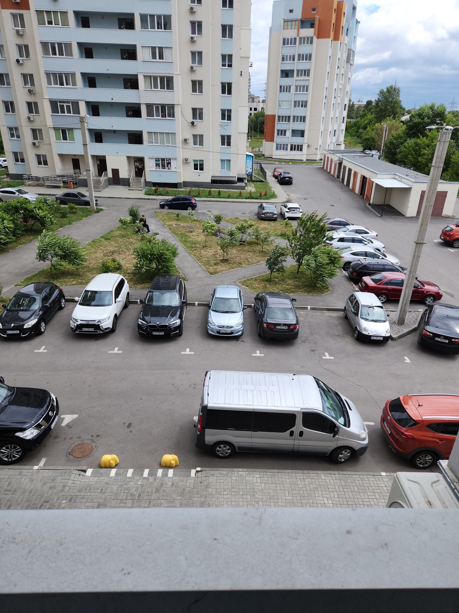 Продажа 2-комнатной квартиры 69 м², Заливная ул.