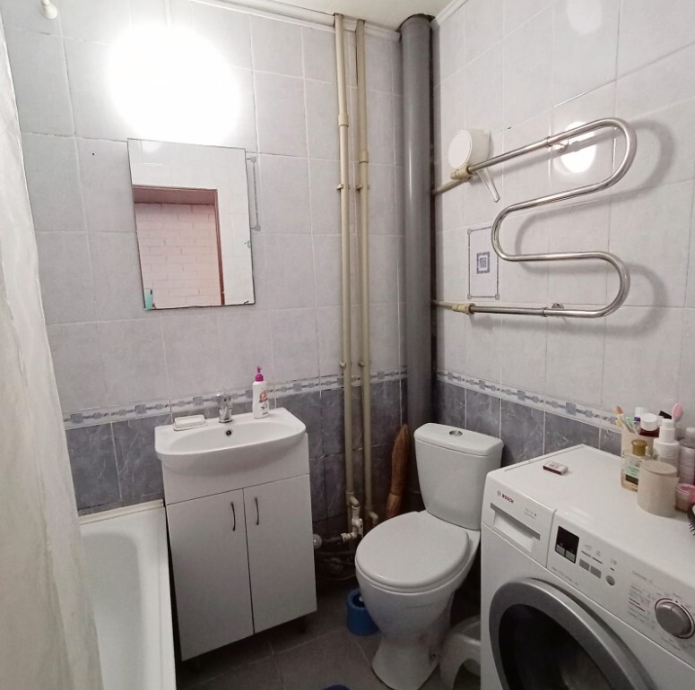 Продажа 2-комнатной квартиры 45 м², Героев Труда ул., 48а