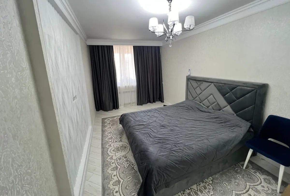 Продажа 2-комнатной квартиры 60 м², Мира ул.