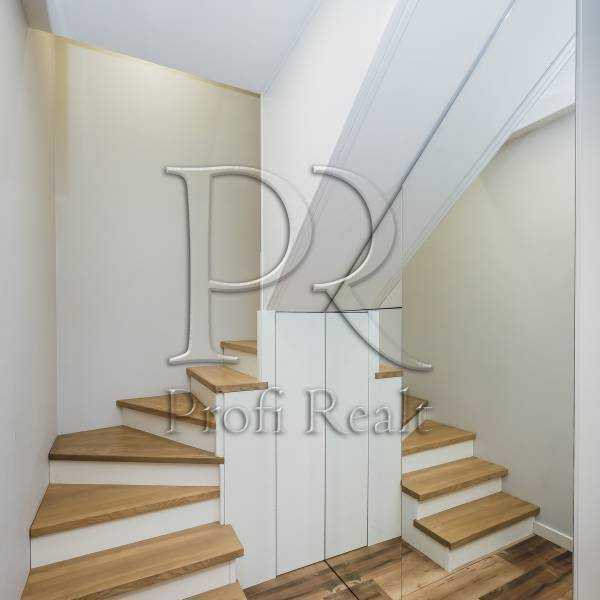 Продажа 3-комнатной квартиры 87 м², Победы просп., 67В
