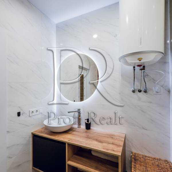 Продажа 3-комнатной квартиры 87 м², Победы просп., 67В