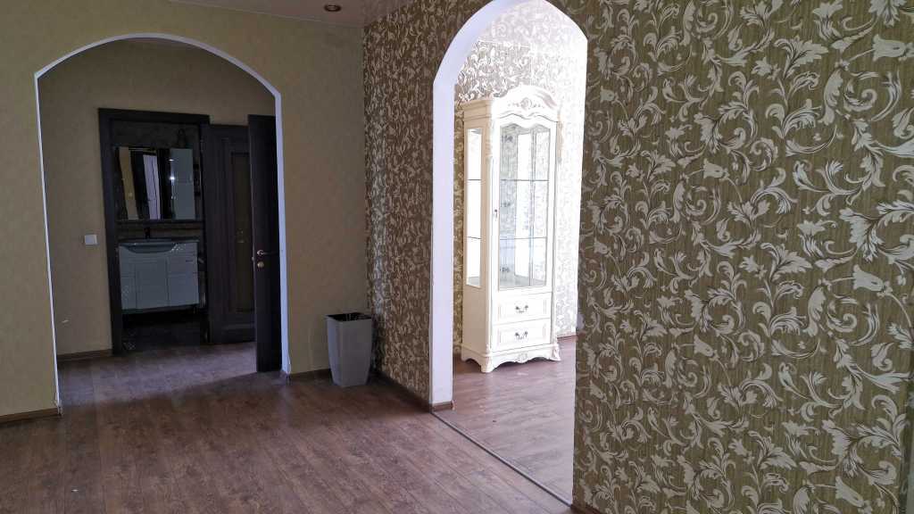 Продажа 3-комнатной квартиры 107 м², Пономарева ул., 26 К4