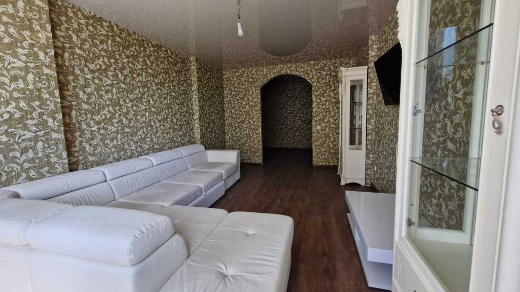 Продажа 3-комнатной квартиры 107 м², Пономарева ул., 26 К4