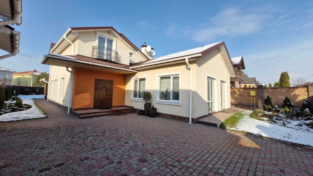 Продаж будинку 250 м², Андріївська вул.