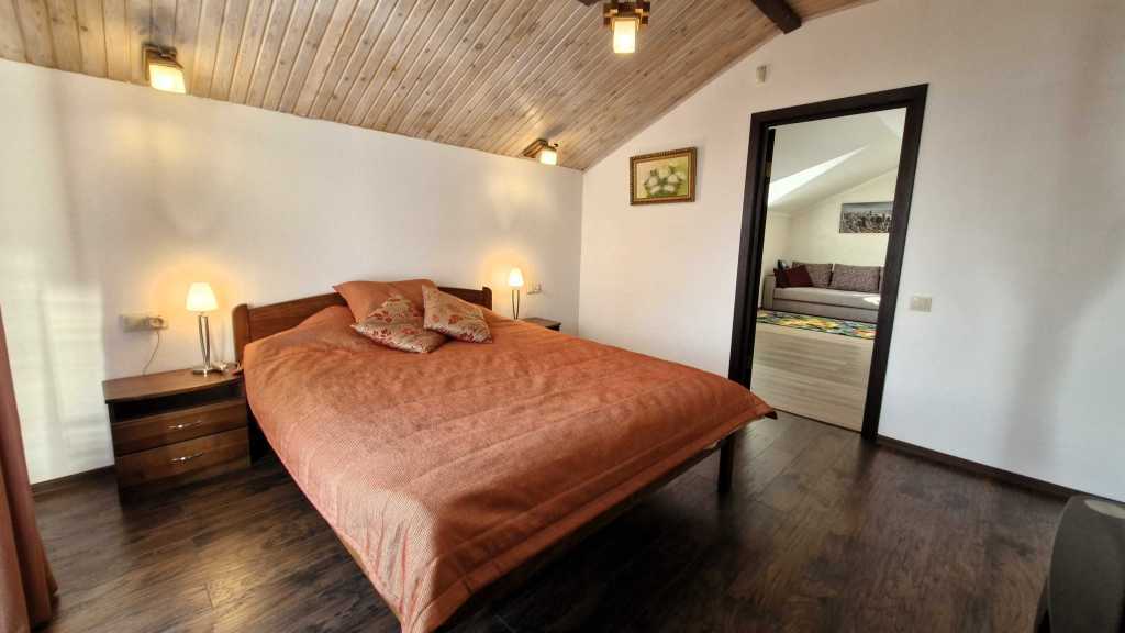 Продаж будинку 250 м², Андріївська вул.