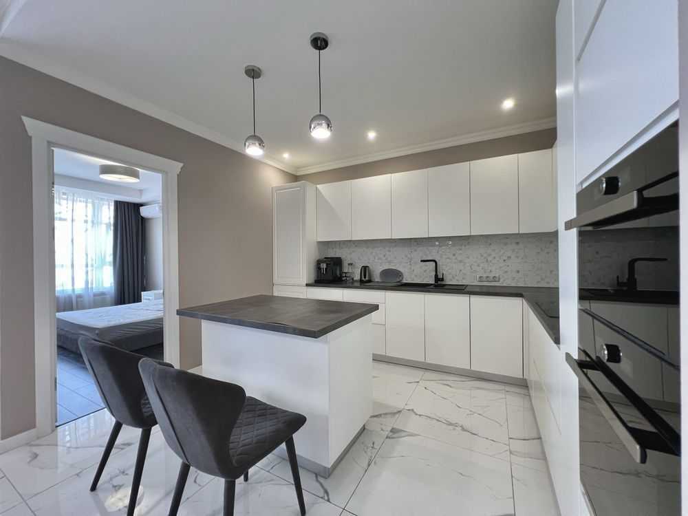 Продажа 3-комнатной квартиры 135 м², Кловский спуск, 7