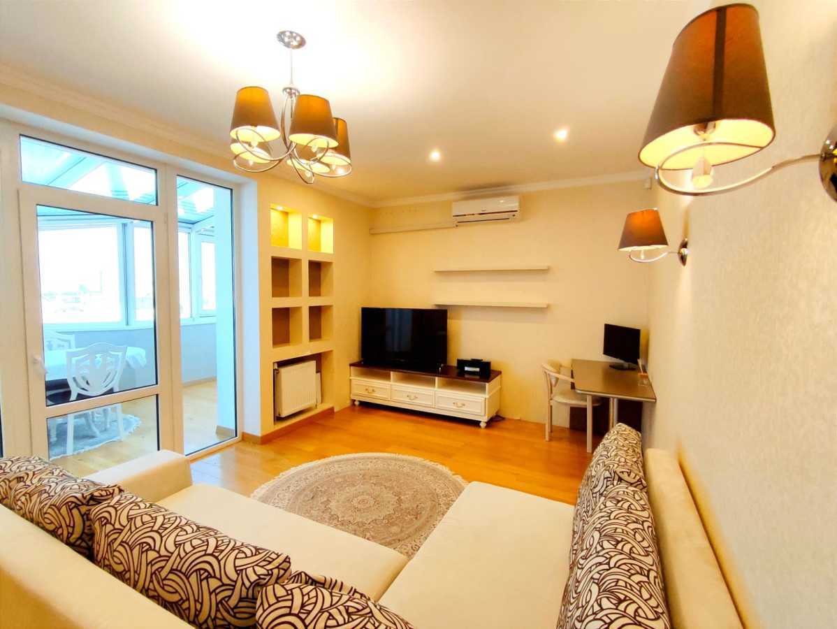 Аренда 3-комнатной квартиры 134.3 м², Николая Голего ул., 7В