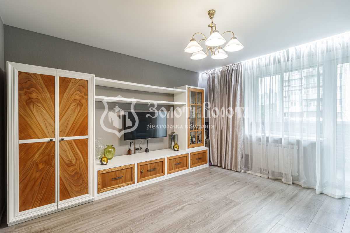 Продажа 3-комнатной квартиры 68 м², Половецкая ул., 16