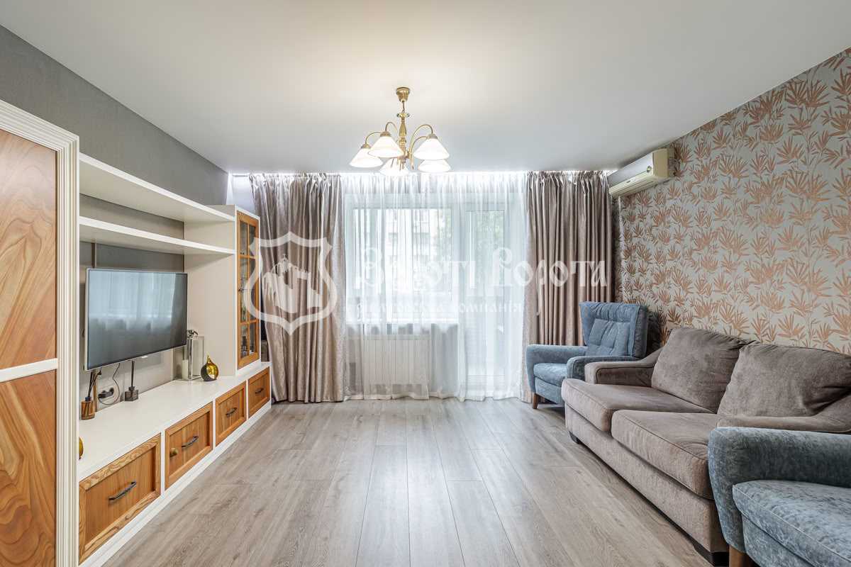 Продажа 3-комнатной квартиры 68 м², Половецкая ул., 16