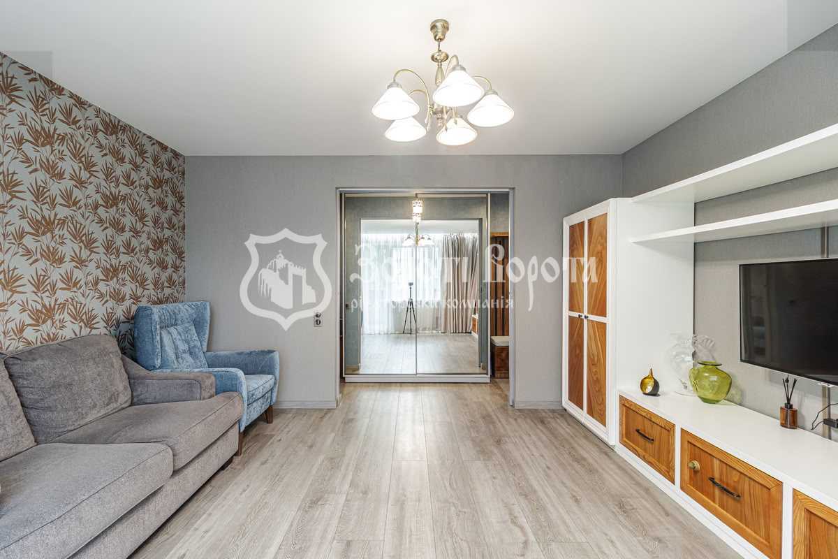 Продажа 3-комнатной квартиры 68 м², Половецкая ул., 16