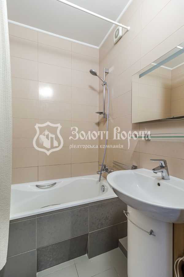 Продажа 3-комнатной квартиры 68 м², Половецкая ул., 16