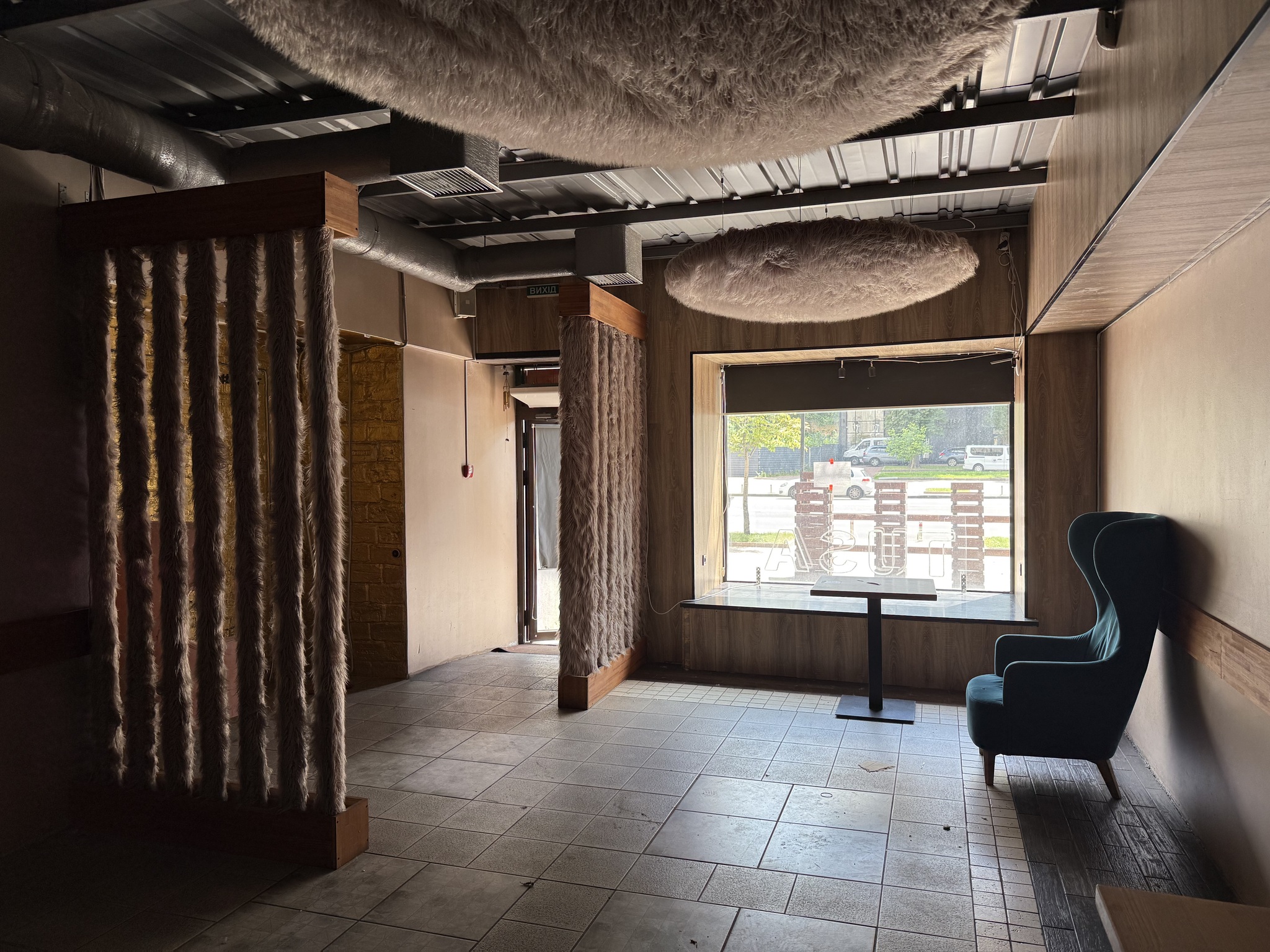 Аренда помещения свободного назначения 225 м², Крещатик ул., 12