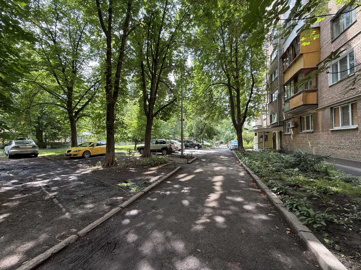 Продаж 2-кімнатної квартири 44.1 м², Лесі Українки бул., 24Б