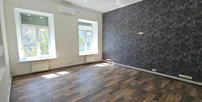 Оренда офісу 155 м², Велика Арнаутська вул.