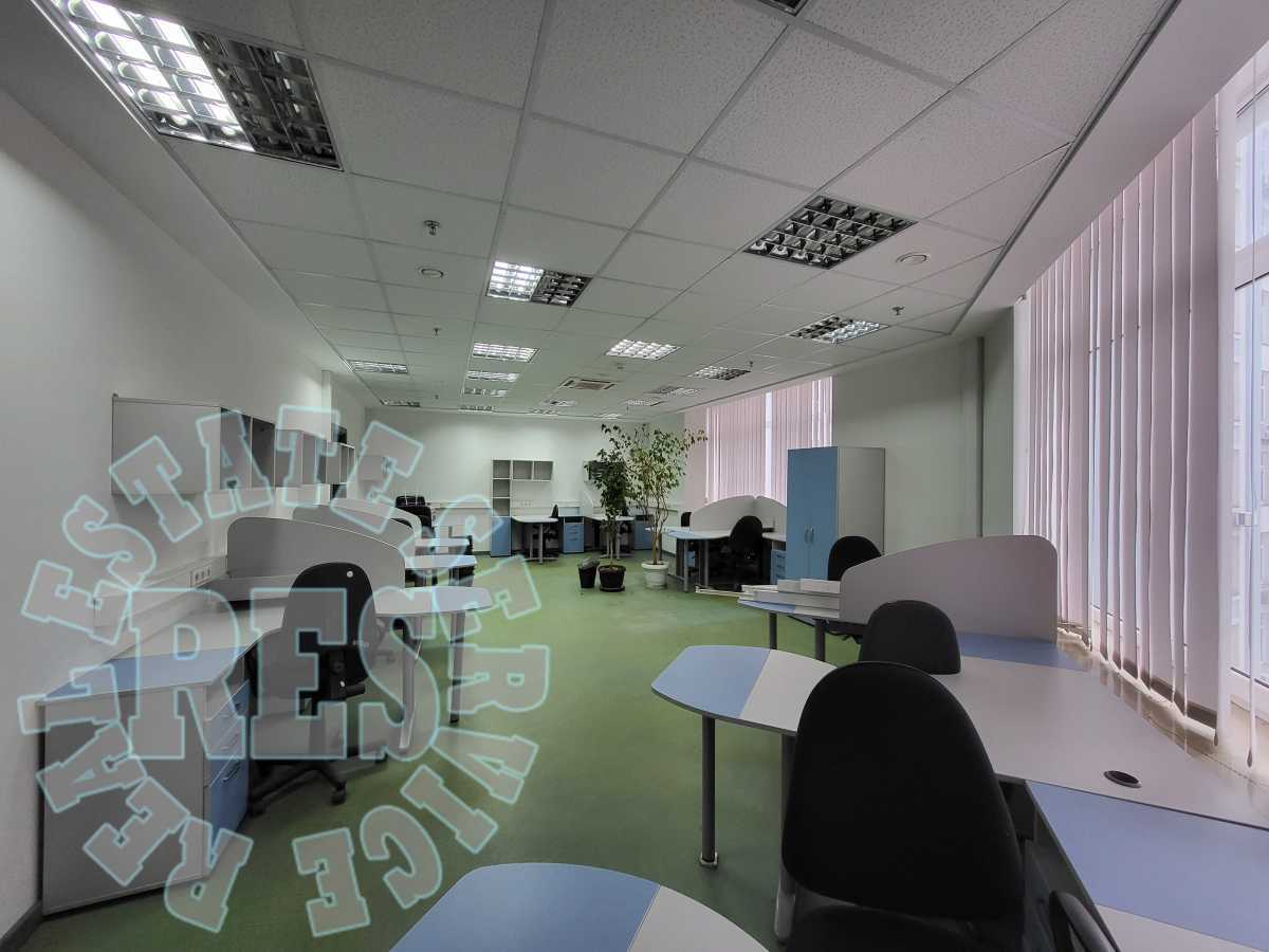 Аренда офиса 200 м², Днепровская наб., 26Ж